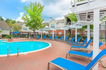 Greenbrier Pool - Photo Gallery 5