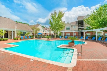 Greenbrier Pool - Photo Gallery 3