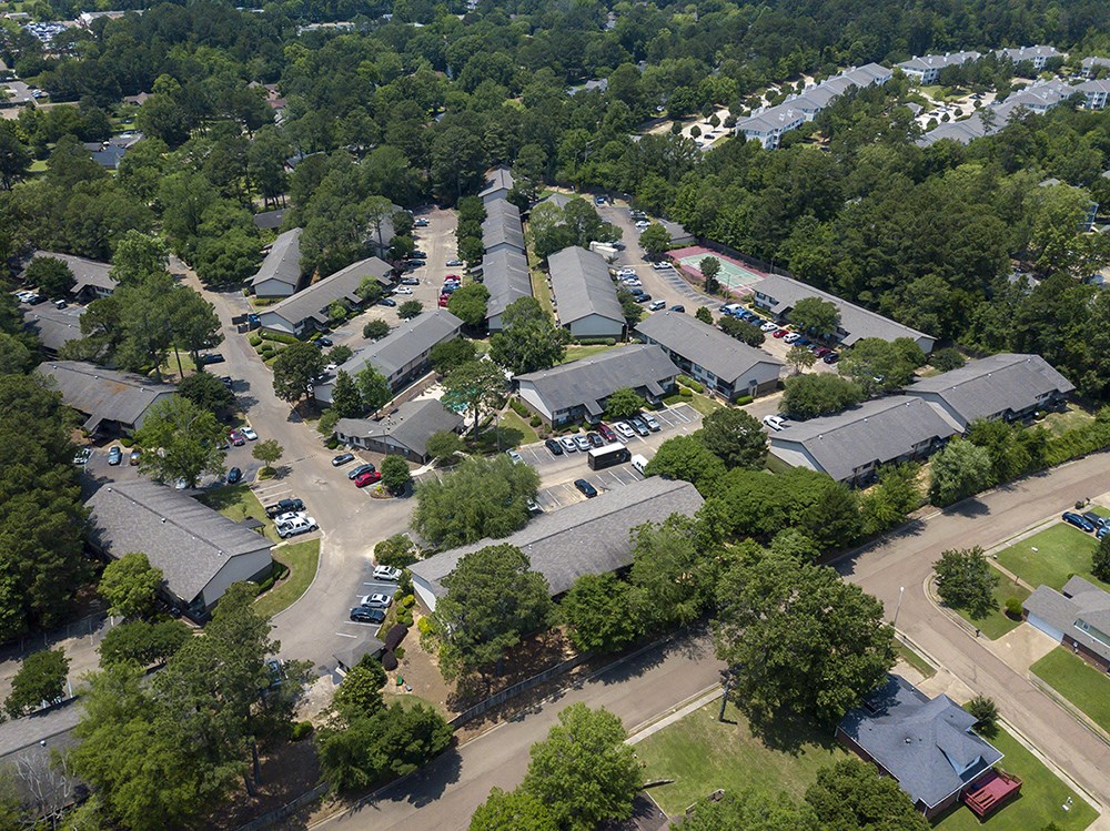 Aerial View at Lakeshore Landing Apartments, Ridgeland, MS, 39157