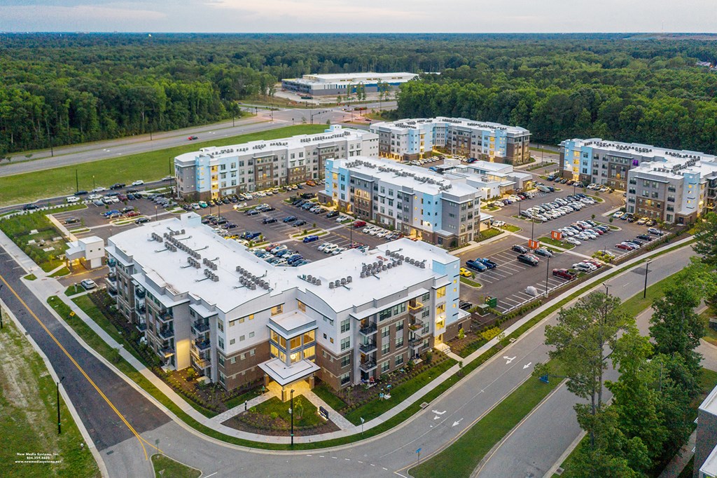 Lumen Exterior Night 4