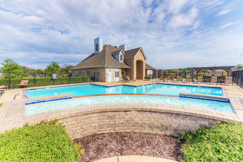 North Creek Pool - Photo Gallery
