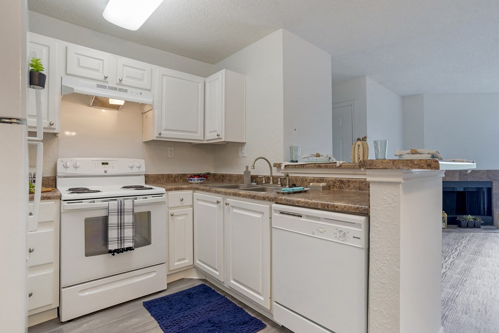 Reflection Pointe Kitchen