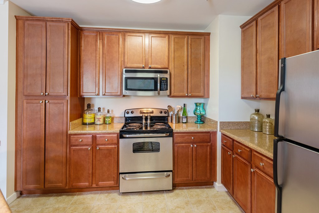 Kitchen Kitchen at River House Apartments, Norfolk, 23504
