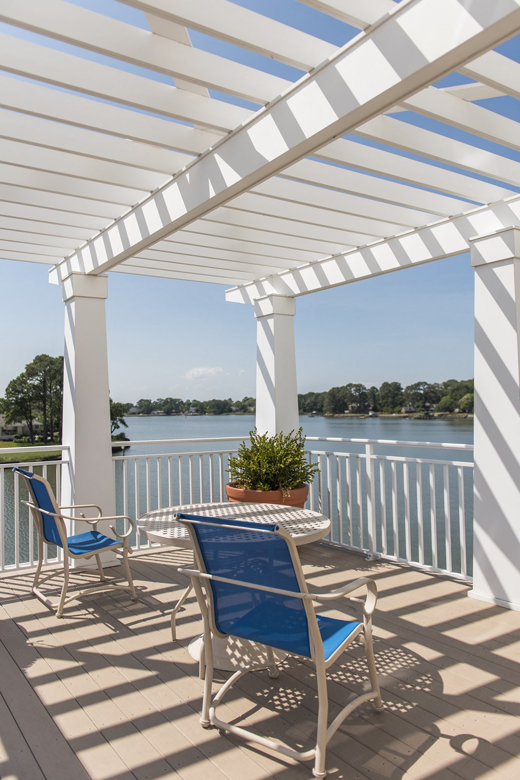 River House Lake Views 1 at River House Apartments, Norfolk, 23504