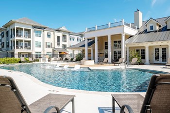 Robley Place Pool - Photo Gallery 4
