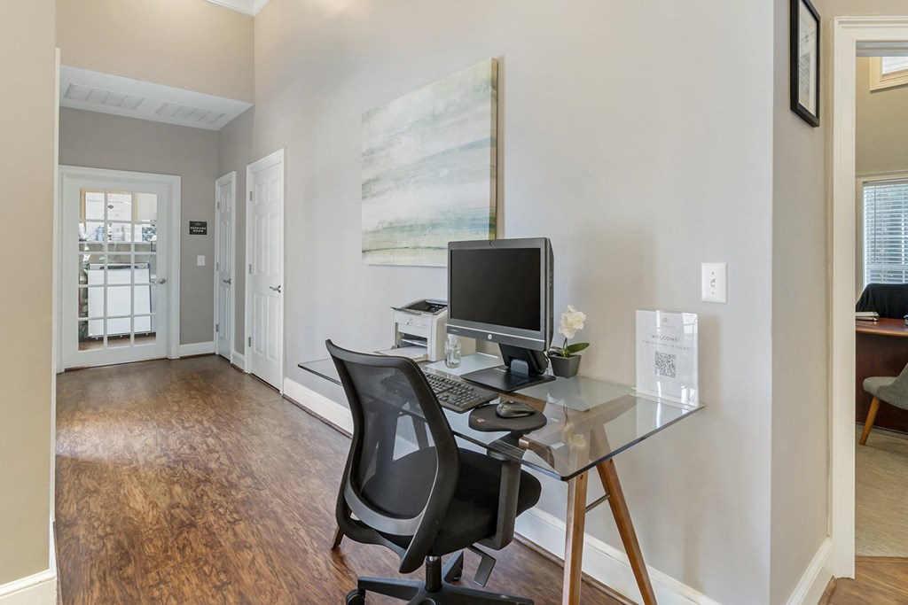 Spotswood Commons Leasing Center