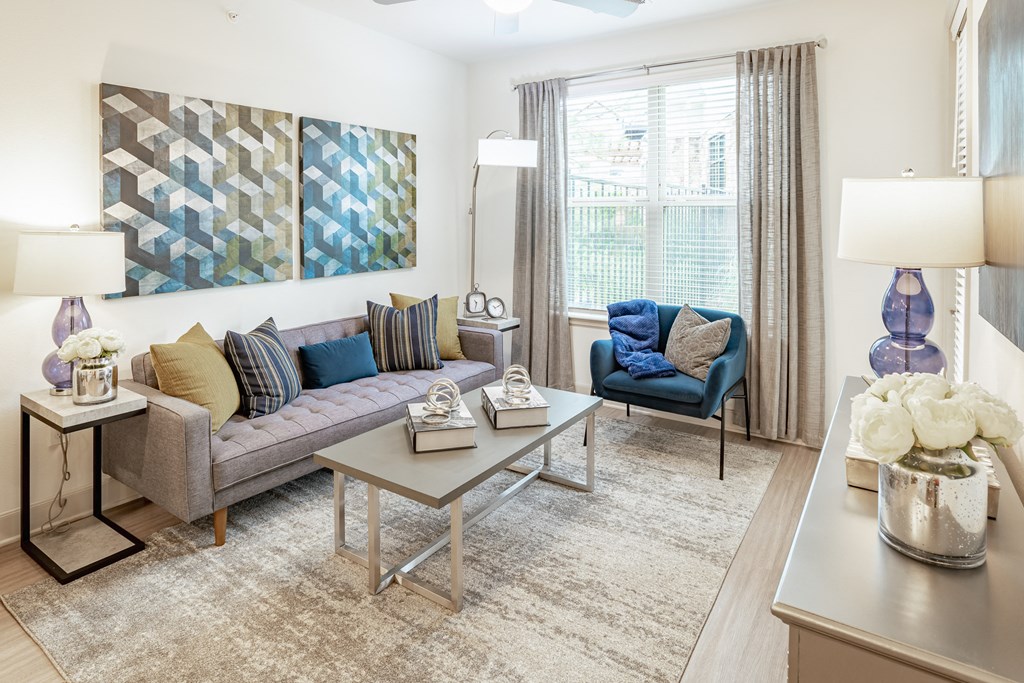 Living room at Stone Loch Apartments, Tomball, TX