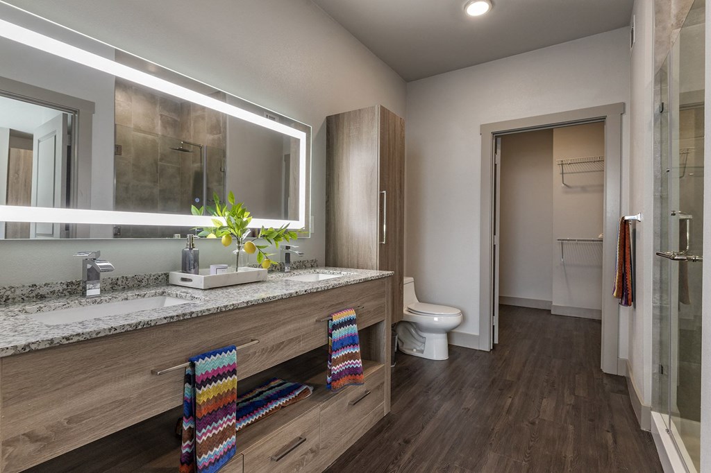 Designer Bathroom Suites at The Cosmopolitan, Tulsa, OK, 74119