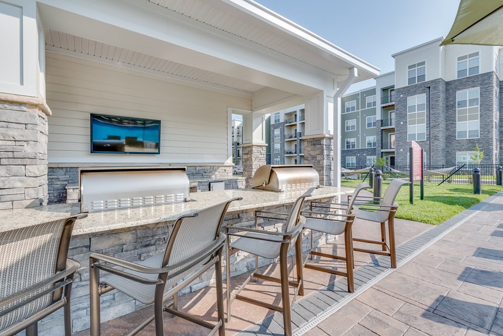 Waterstone Outdoor Bar