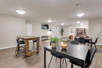 27 W Jenkins Ave 1-3 Beds Apartment, Affordable for Rent - Photo Gallery 22