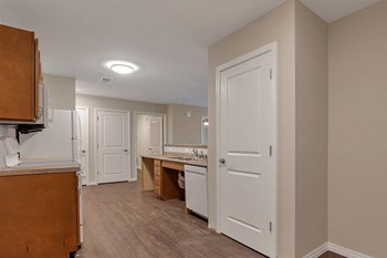27 W Jenkins Ave 1-3 Beds Apartment, Affordable for Rent - Photo Gallery 6