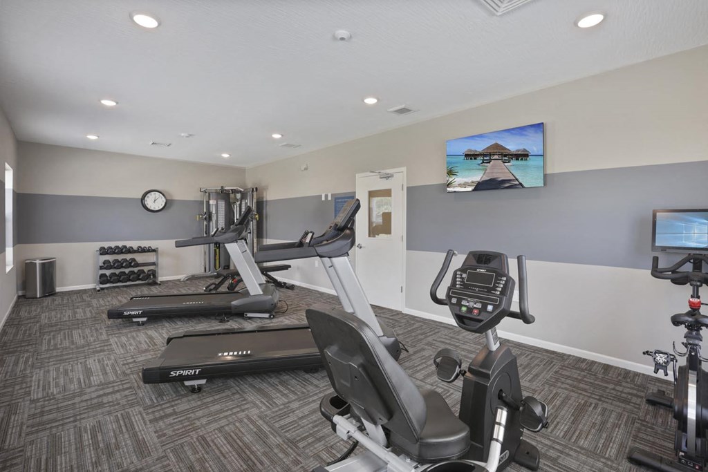 the gym at the preserve apartments