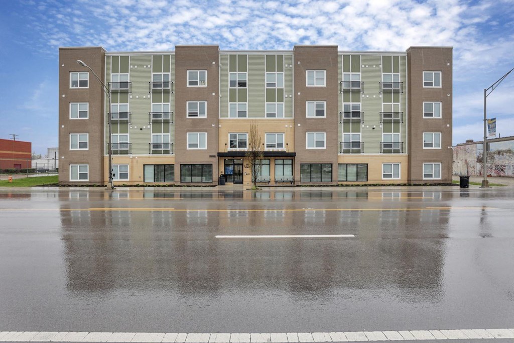 the building in which the hotel is located