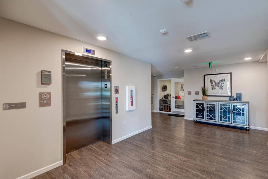 the lobby at the casey, 2100 delgany, co