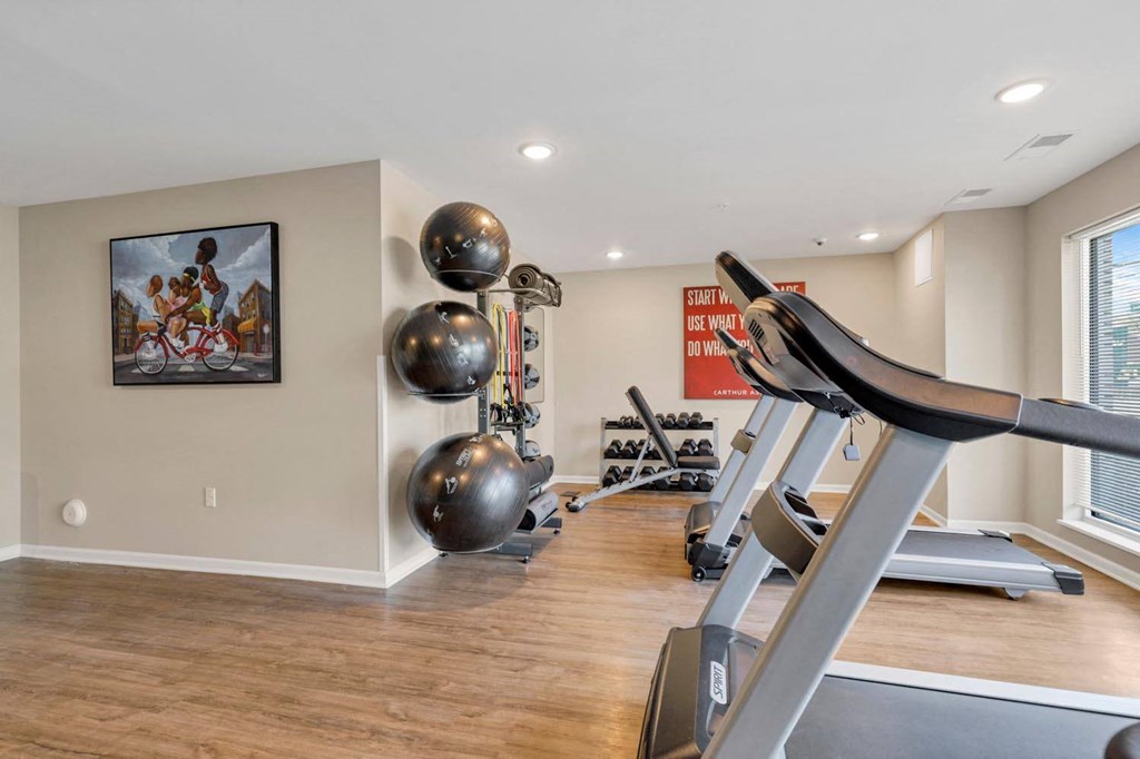 the gym at the estates apartments