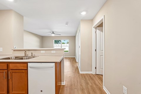 60 Obetz Rd 1-2 Beds Apartment for Rent