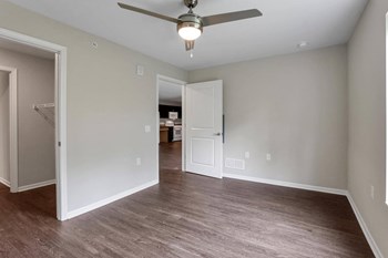 4860 Wendler Blvd 1-3 Beds Apartment, Affordable for Rent - Photo Gallery 18