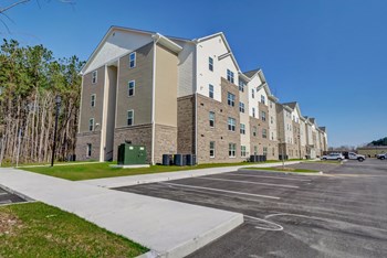 1025 Karen Drive 1-3 Beds Apartment for Rent - Photo Gallery 2
