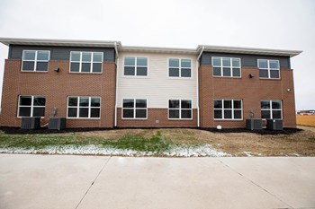 5409 NW Johnston Dr 1-2 Beds Apartment, Affordable for Rent - Photo Gallery 8