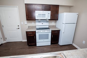 5409 NW Johnston Dr 1-2 Beds Apartment, Affordable for Rent - Photo Gallery 15