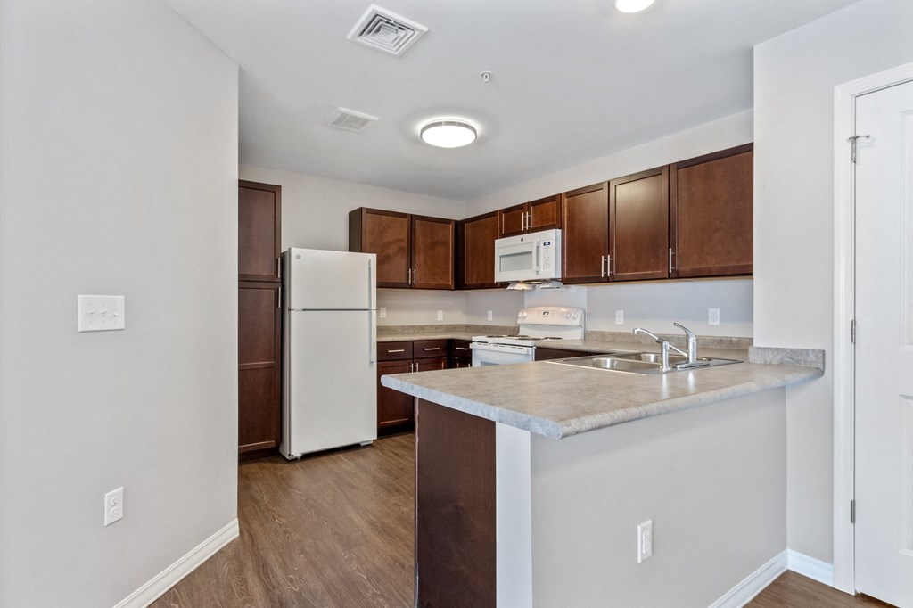 Barley Square Apartments is a similar property to Devon Apartments LLC located in Reading