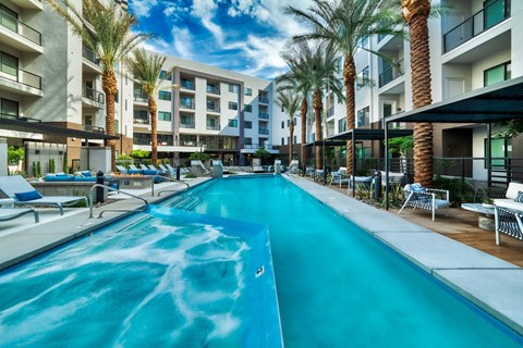 MAA Central Ave Resort Style Pool