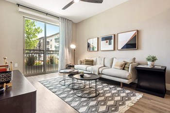 Living Room - Photo Gallery 10
