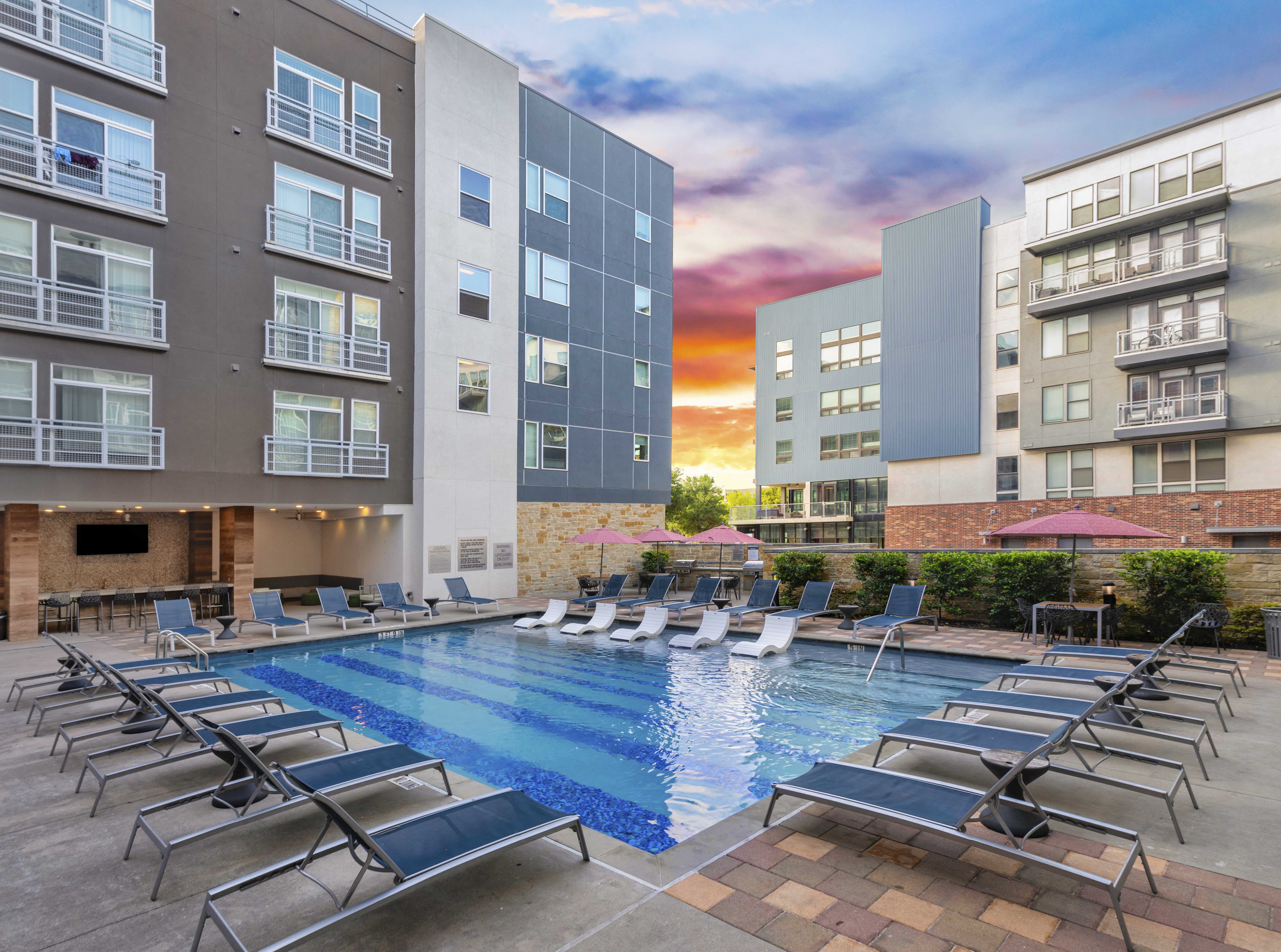 1500 South Lamar Blvd Studio-2 Beds Apartment for Rent