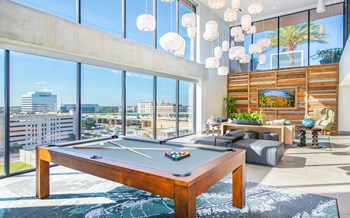 310 North Orange Avenue Studio-3 Beds Apartment for Rent - Photo Gallery 13