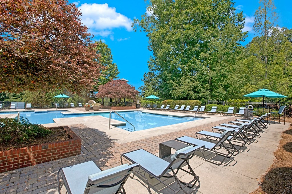 Resort-style Swimming Pool and Deck