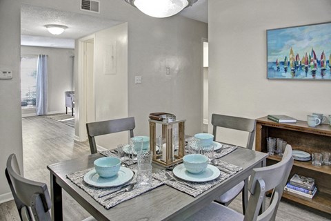 Apartment dining area with spacious layout at Madison Park Apartments in Birmingham, AL