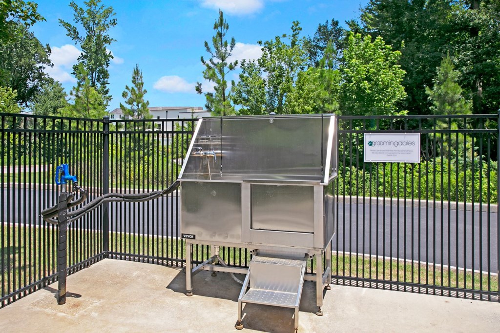 Groomingdale's Pet Washing Station