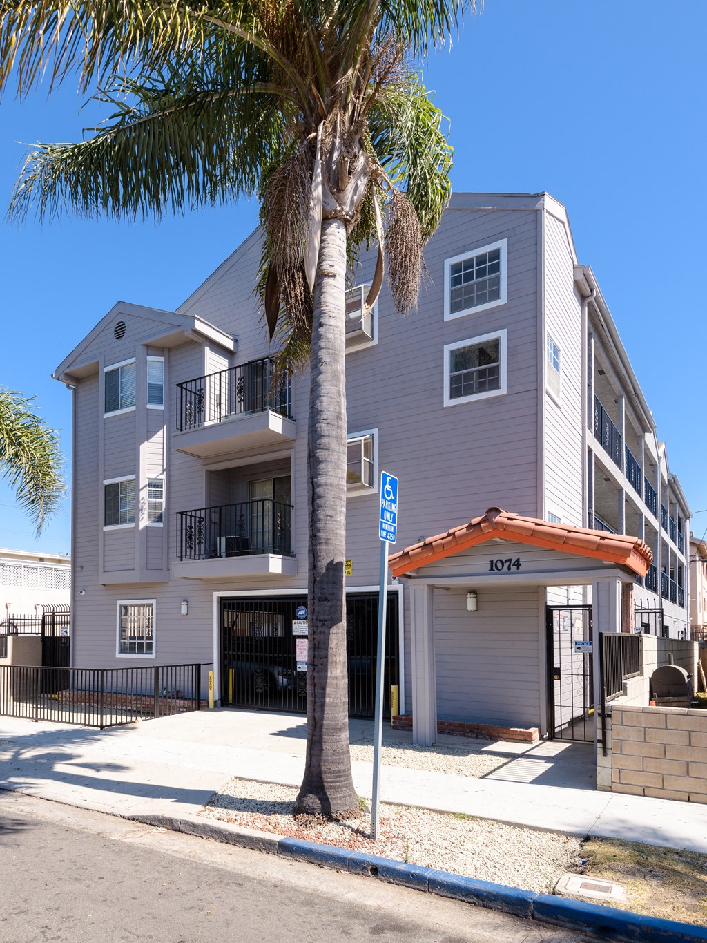 Vibe Student Apartments, 3440 E. Ransom Street, Long Beach, CA - RentCafe