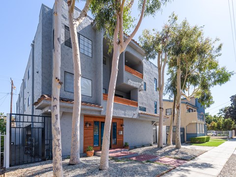 our apartments offer a private yard for your convenience