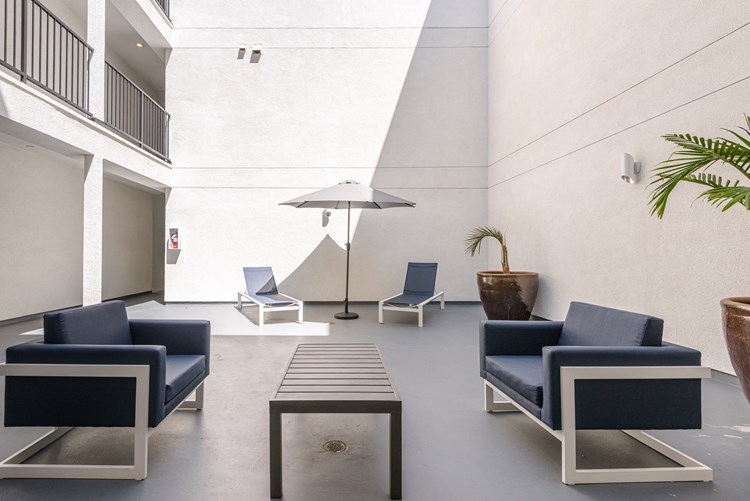 Sherman Way Luxury Apartment Homes