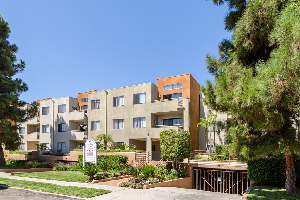 the building in which the apartment is located