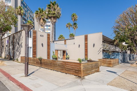 633 East 1st Street outside