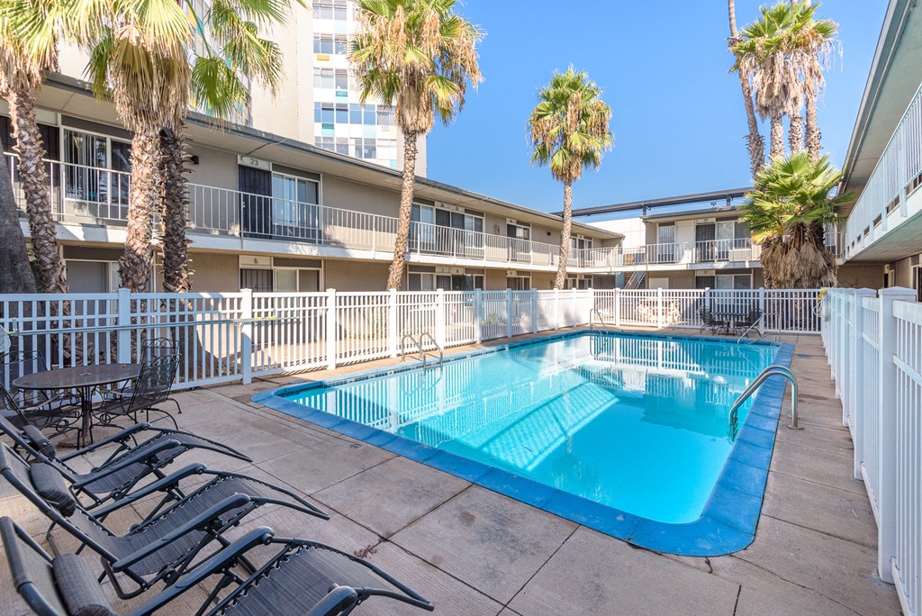 633 East 1st Street pool