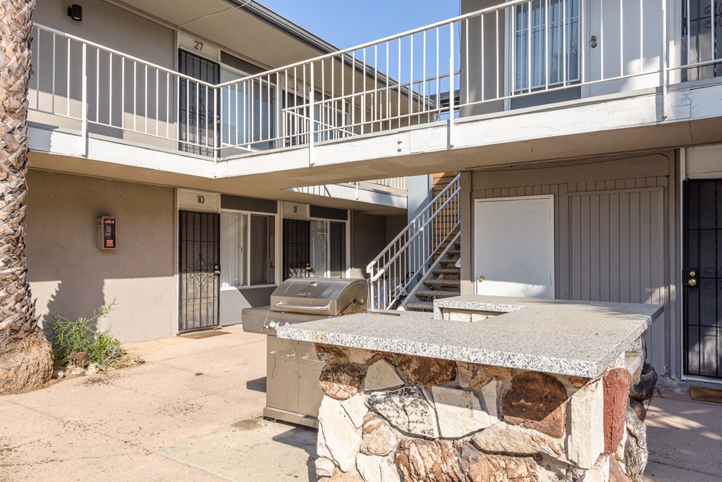 633 East 1st Street outside