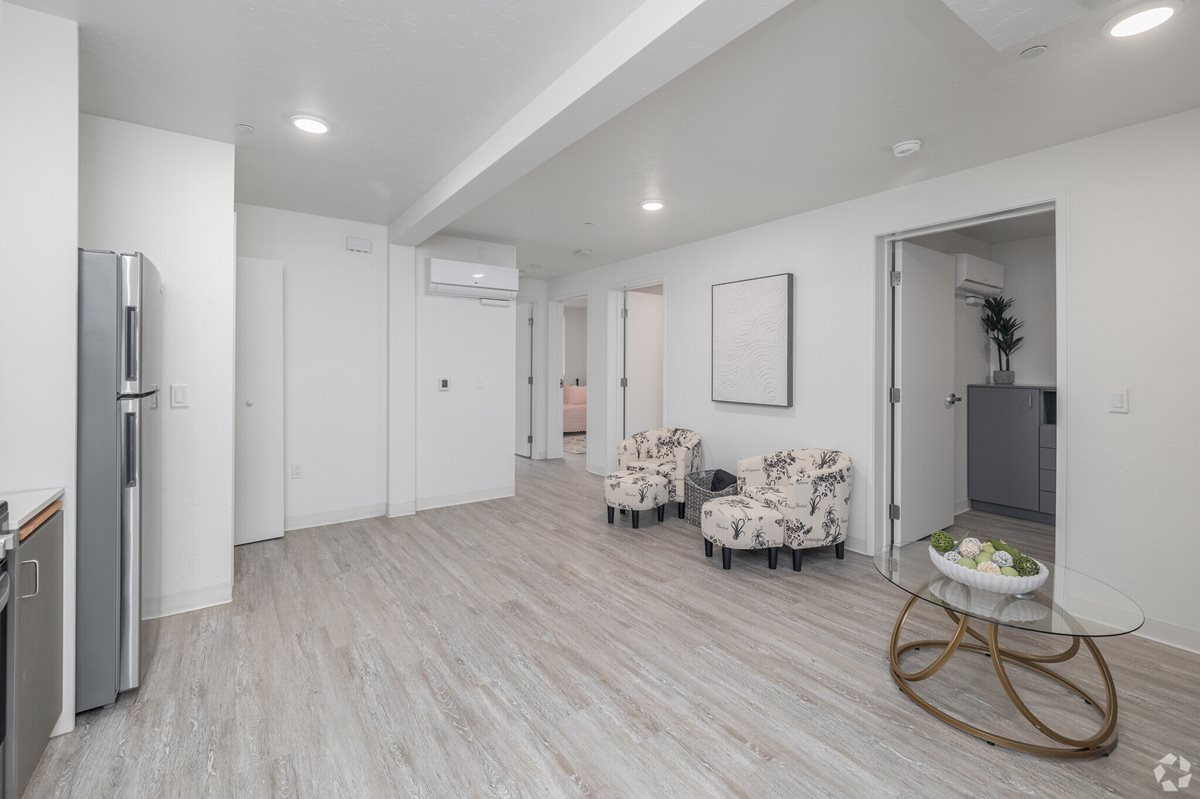 Brynhurst Apartments