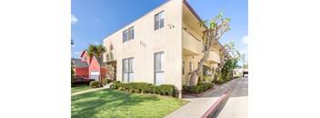 Pet-Friendly Apartments in Inglewood