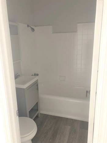 The St. Charles bathtub - Photo Gallery 6