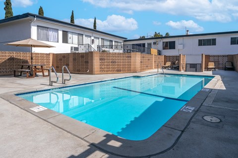 the swimming pool at the ace hotel anaheim convention center