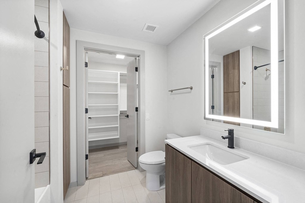 Bathroom in Model 1909 Rittenhouse