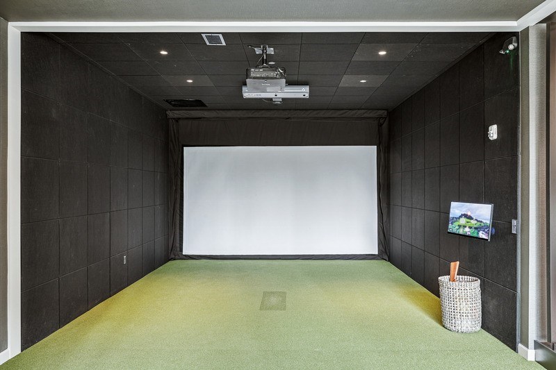 Vertis Sports Simulator Lounge