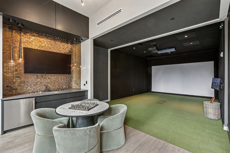 Vertis Sports Simulator Lounge