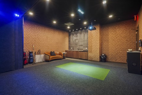 Golf & Sports Simulator & Lounge