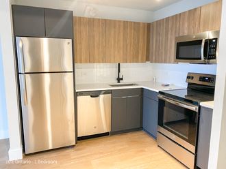 10 E. Ontario St. 1-2 Beds Apartment for Rent