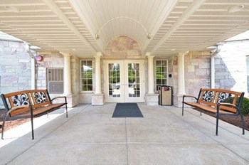 18400 Belvidere Rd 1-2 Beds Apartment for Rent - Photo Gallery 4
