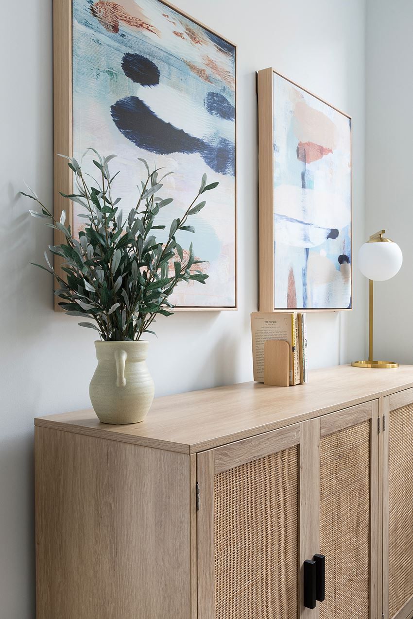 3821 N. Ashland Ave.